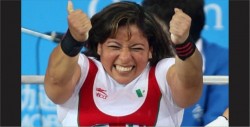 Amalia Pérez se lleva oro en el powerlifting