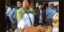 #Video lanzó sus churros sobre las autoridades
