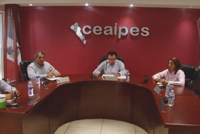 José Abraham Lugo Salazar seguirá como Comisionado Presidente de la CEAIPES
