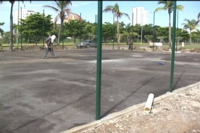 Ya se tiene un avance del 60% en la Construcción de las 2 Canchas de Tenis Municipales