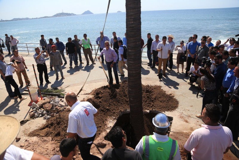 Inicia remodelación del malecón