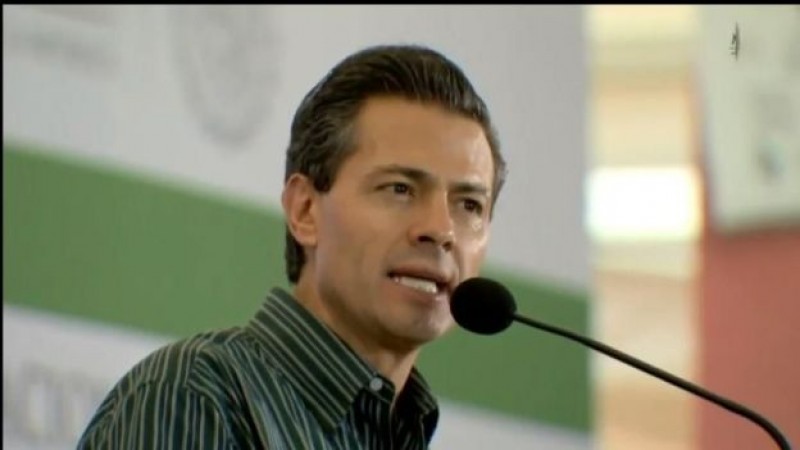 Envía EPN al Congreso iniciativa para Mando Único
