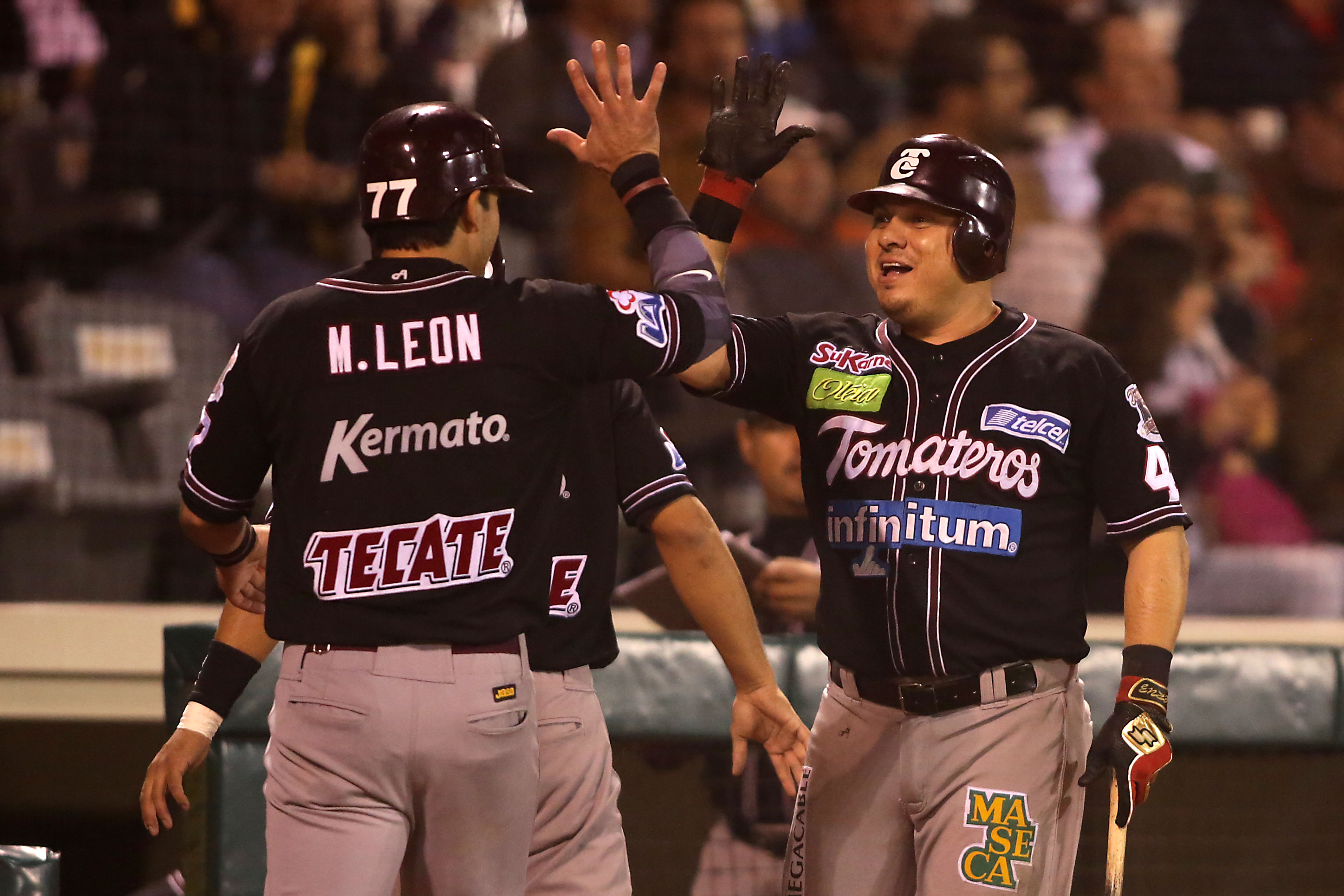 Tomateros empatan serie a Charros