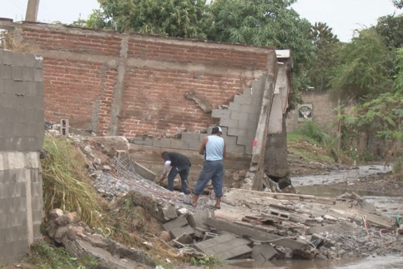Colapsa vivienda en la López Mateos