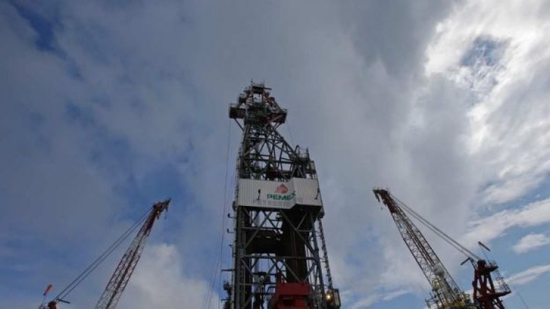 Pemex cumplirá con su producción, pese a incendio en Campeche