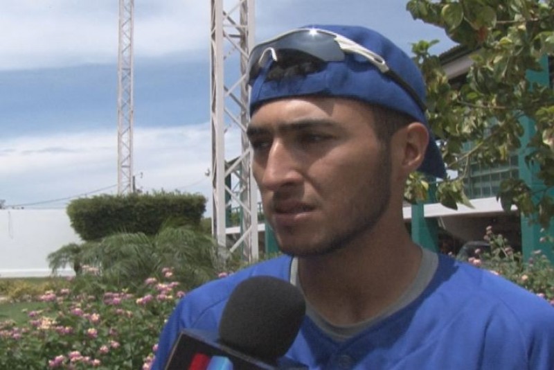 Alonso López con la mira del béisbol profesional