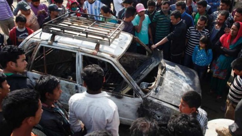 Choque entre manifestantes y policía durante huelga en Nepal