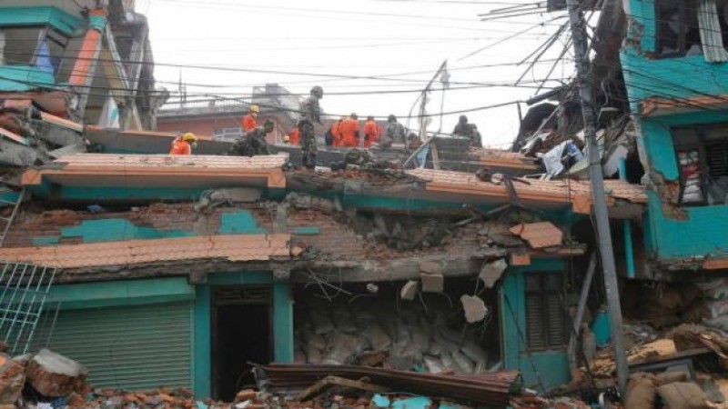 Los muertos por el terremoto de Nepal superan los 5.000