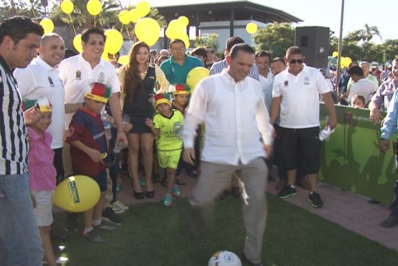 Abre puertas la Expo de futbol soccer en el CCC