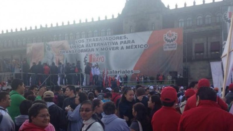 Marchan en DF para conmemorar el Día del Trabajo