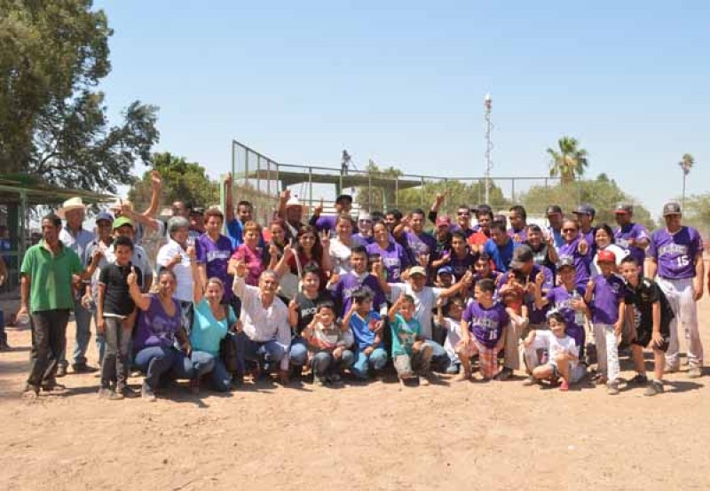 Rockies del Ejido Miguel Alemán son campeones del béisbol de Bácum
