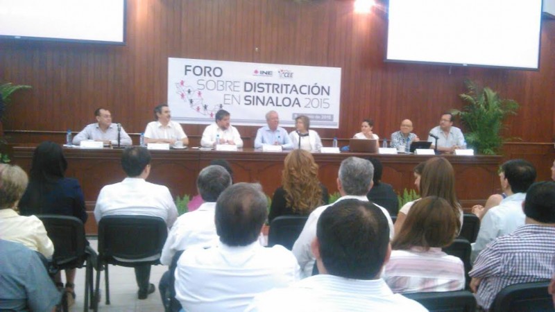 FORO SOBRE DISTRITACIÓN ELECTORAL EN SINALOA 2015