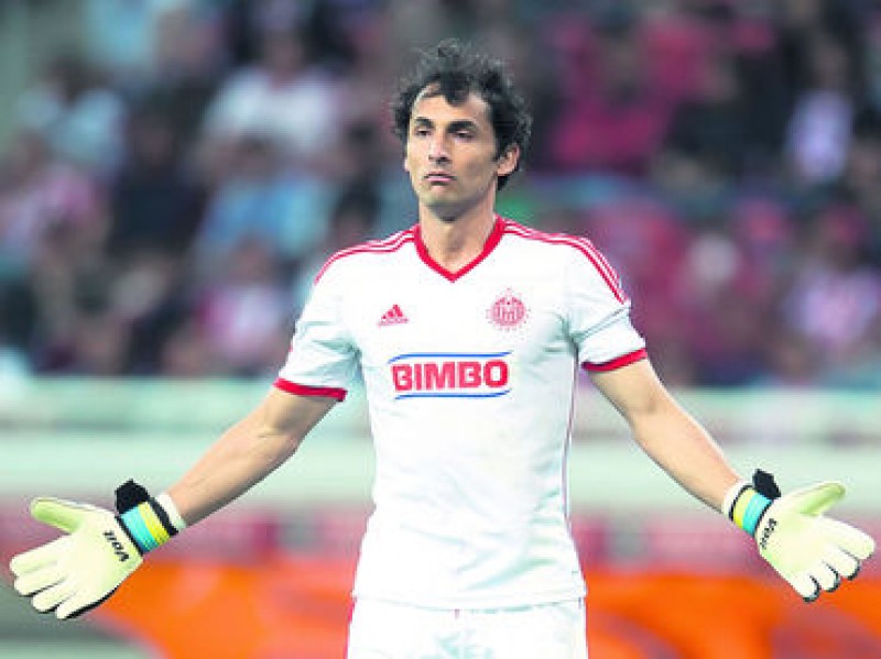 Luis Michel encabeza lista de refuerzos de Dorados