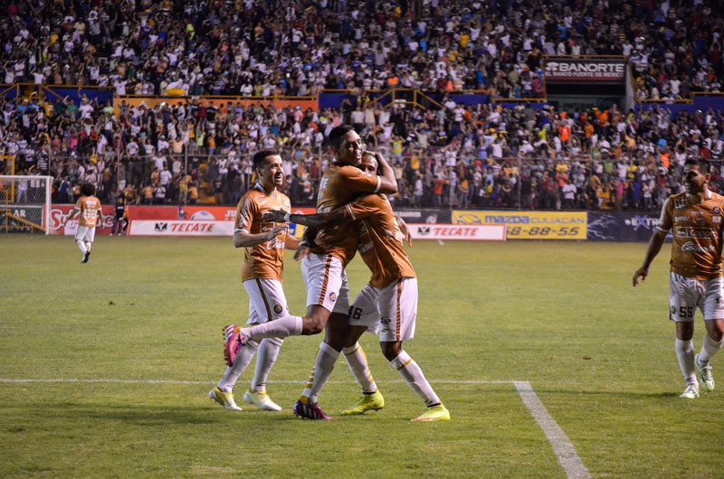 Roberto Nurse seguirá en Dorados