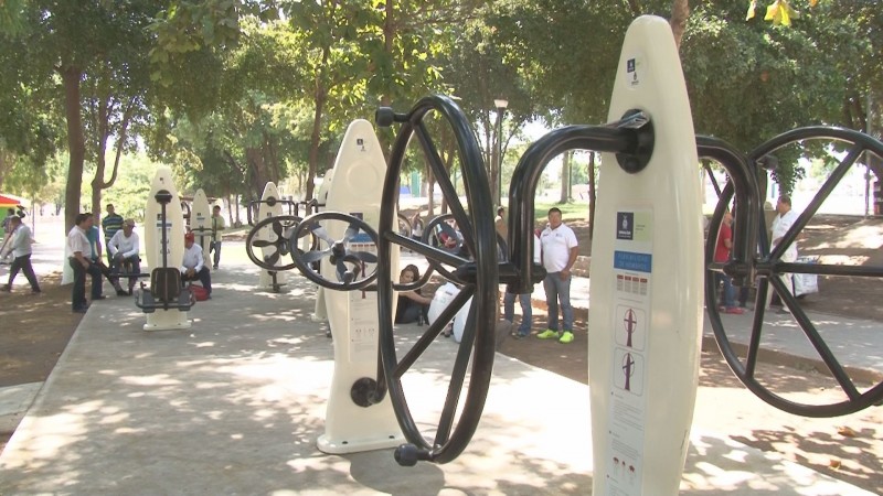 Entregan una docena de ejercitadores en el CCC