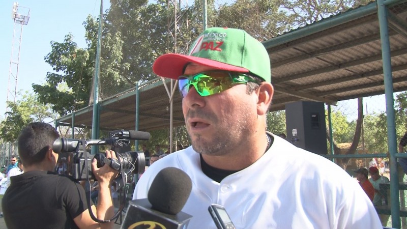 Tomateros no cambia a Meneses y Rodríguez Gil