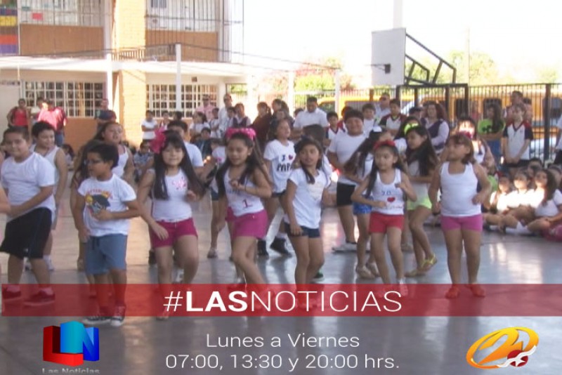 Celebran en escuelas a los padres