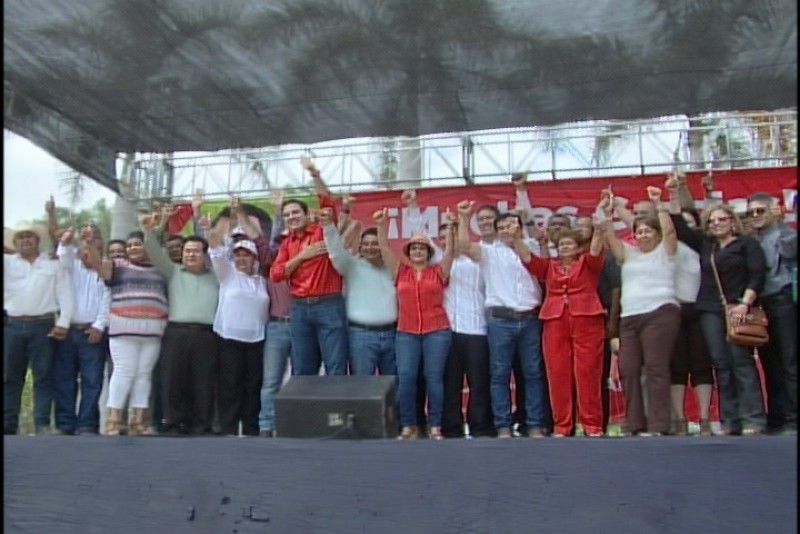 Priistas celebran triunfo en finca de Gerardo Vargas Landeros