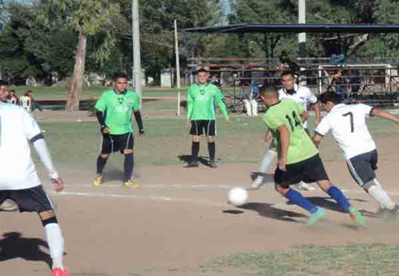 Jornada del fútbol municipal de 2da. Fuerza.