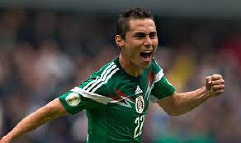 Dos sinaloenses se perfilan como titulares en el Tri en Copa Oro