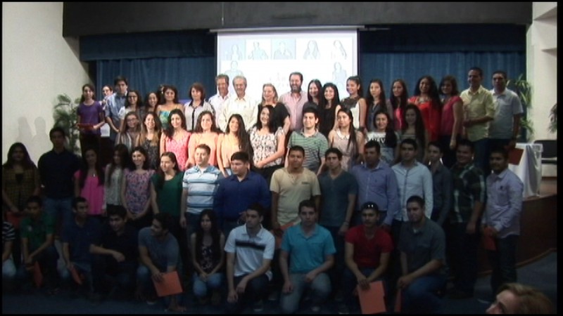 Fundación Carlos Elizondo apoyará con becas a 130 jóvenes para el ciclo 2015-2016