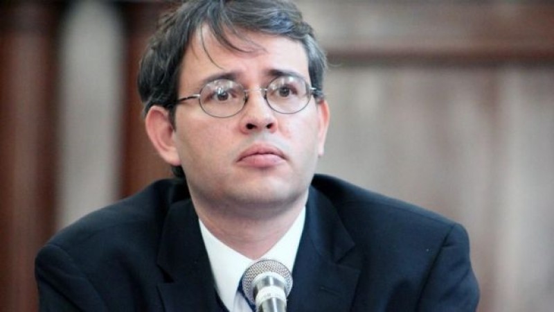 Hacienda desmiente que Ley de Ingresos contemple alzas a la gasolina