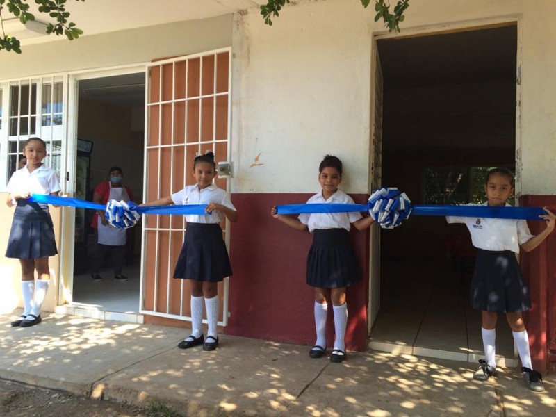 Inauguran cocina-comedor en Escuela primaria Hugo Armando González