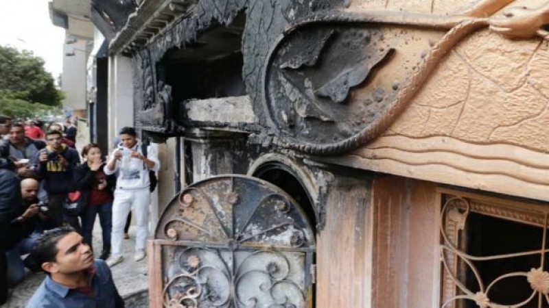 Ataque con bombas molotov deja 16 muertos en El Cairo, Egipto