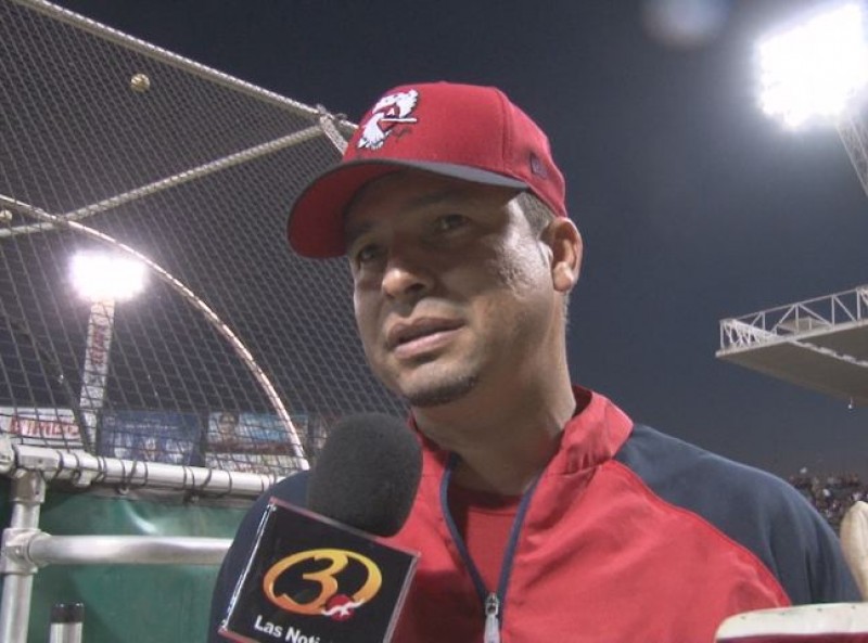 Juan Gabriel Castro nuevo coach de Dodgers