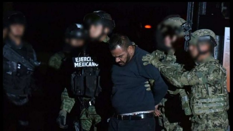 Consigna PGR a los seis detenidos durante la captura de El Chapo