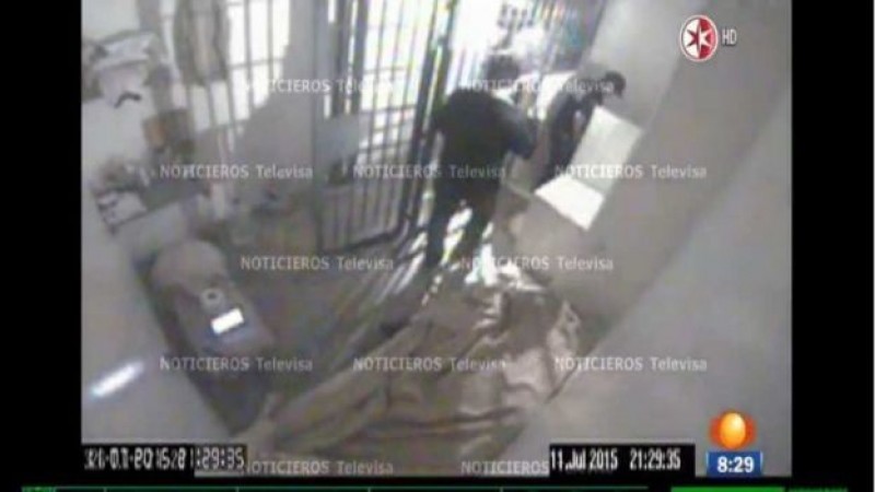 Cambian a 'El Chapo' de celda constantemente