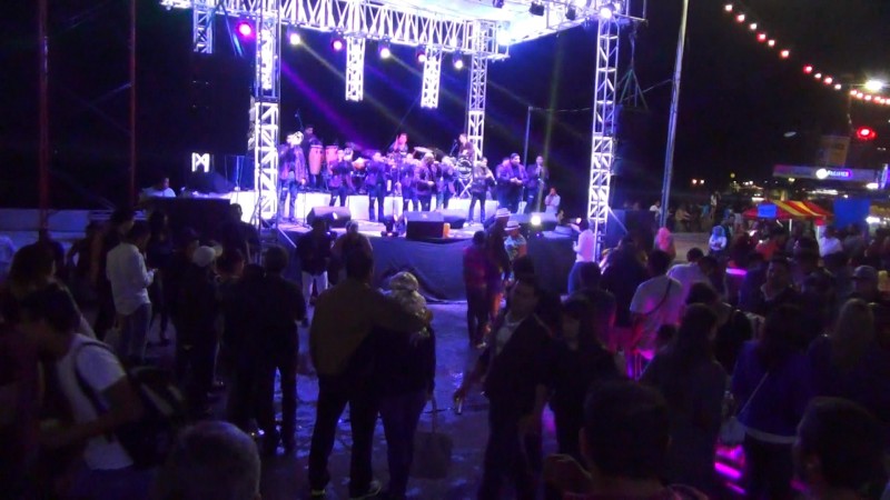 Detienen a 45 carnavaleros