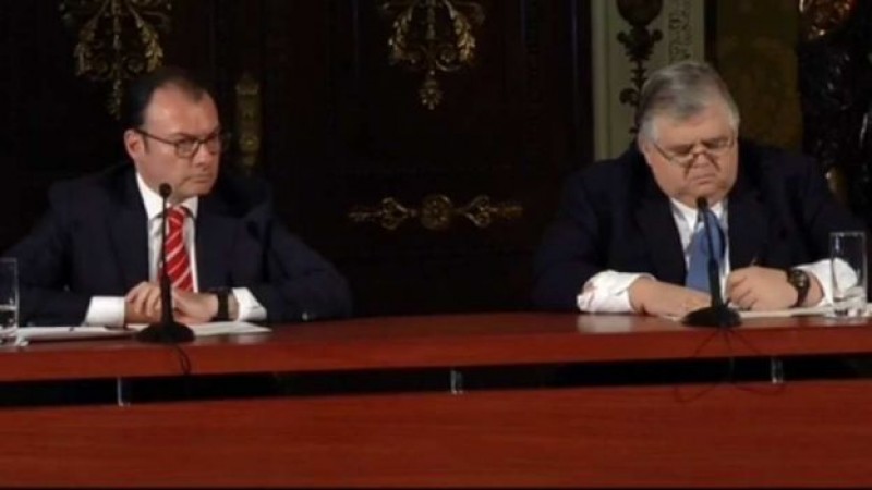 Comisión de cambios suspende las subastas de dólares