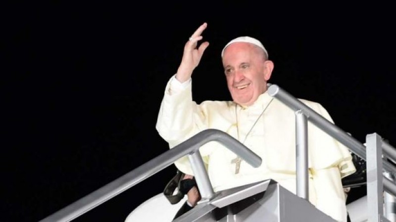 El papa llega a Roma tras su viaje pastoral a México