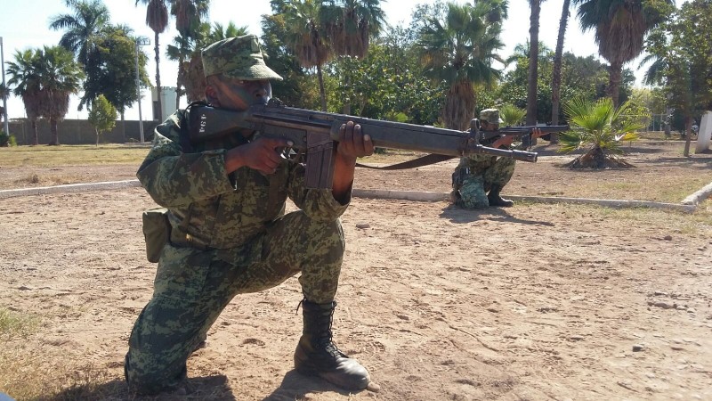 Celebran 103 aniversario del Ejercito Mexicano