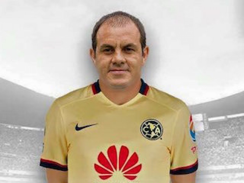 Cuauthémoc Blanco regresa al América, tendrá juego de homenaje