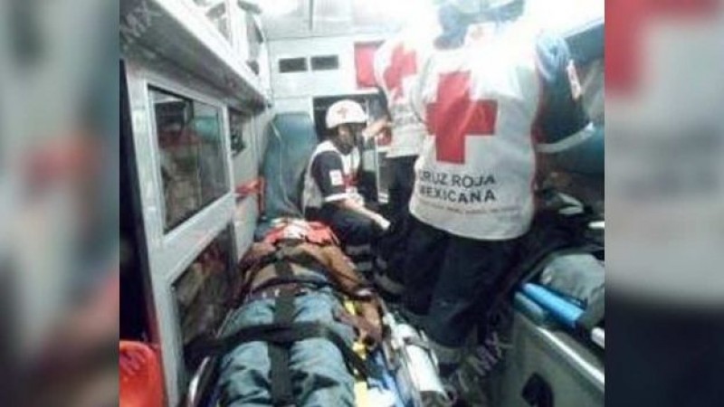Linchan a ladrón y lo graban en video, en Nuevo León