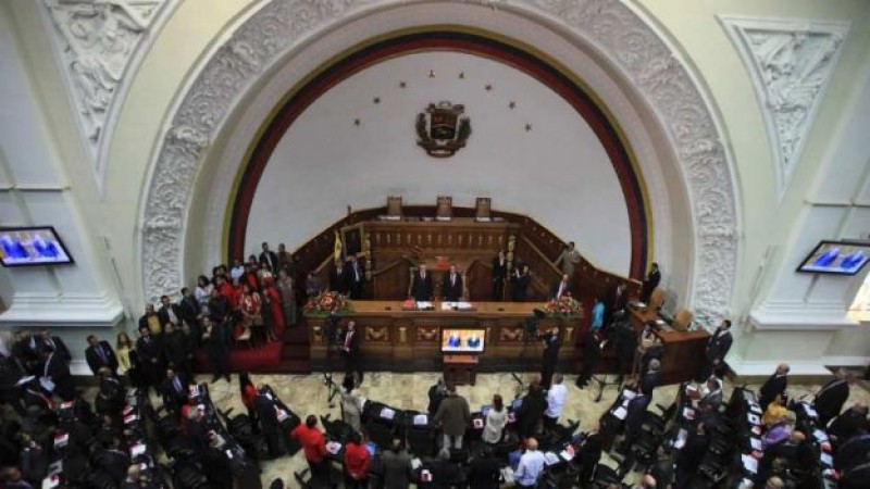 Parlamento de Venezuela aprueba amnistía para presos políticos