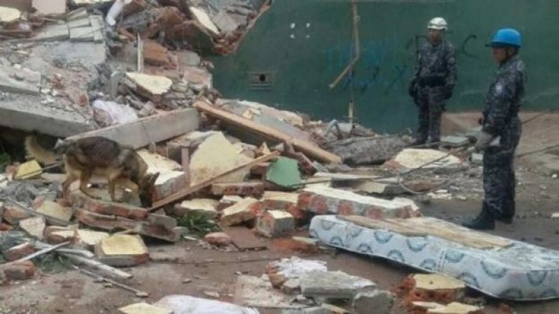 México activa protocolo de ayuda y rescate por sismo en Ecuador