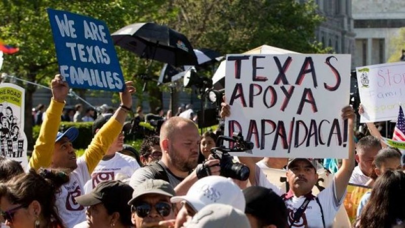 Cámara Baja de EU rechaza ante el Supremo el plan migratorio de Obama
