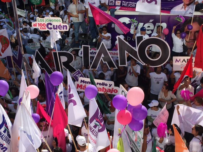 Se presentan dos quejas por colocación de propaganda en la plazuela.