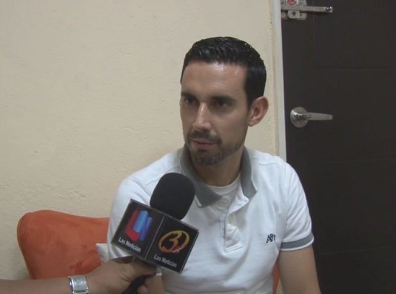 César Ramos enviado por la FIFA a dirigir en JO