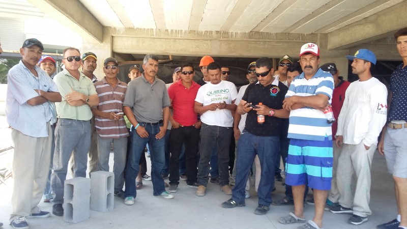Paran construccion de hotel en Los Mochis