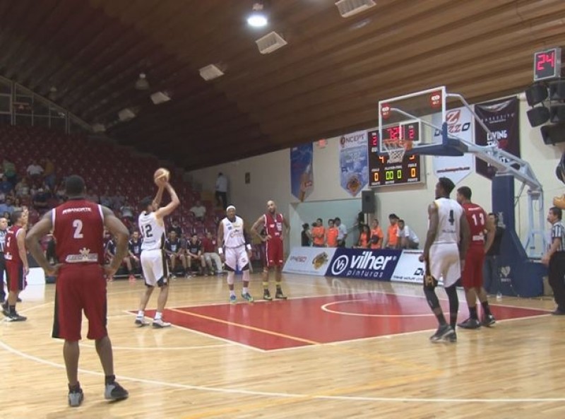 Caballeros dividen triunfos con Los Mochis