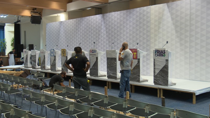 Todo listo para el debate de los candidatos en Ahome