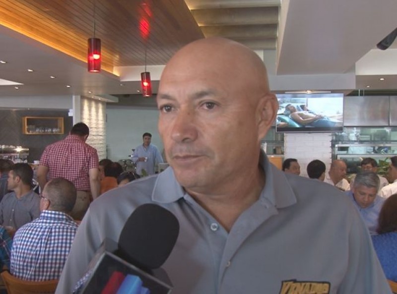 un primer bat y otro de poder busca Mazatlán