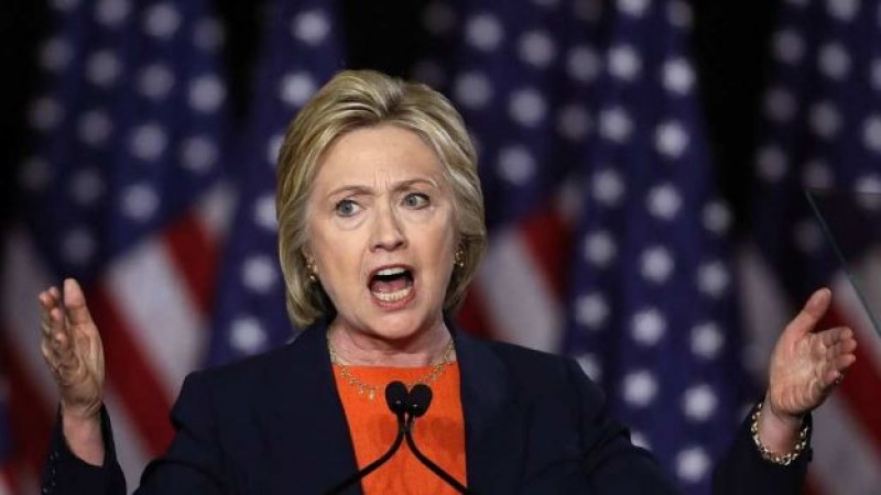 Hillary Clinton critica el discurso sobre migración de Trump