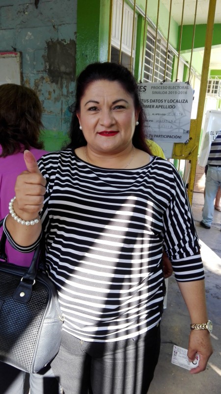 Llama Sandra Emma Cuevas a no dejarse intimidar.