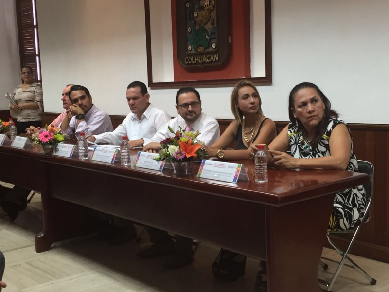 Capacitan a mujeres empresarias
