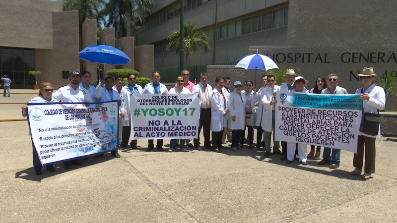 Médicos de Los Mochis participan en paro nacional